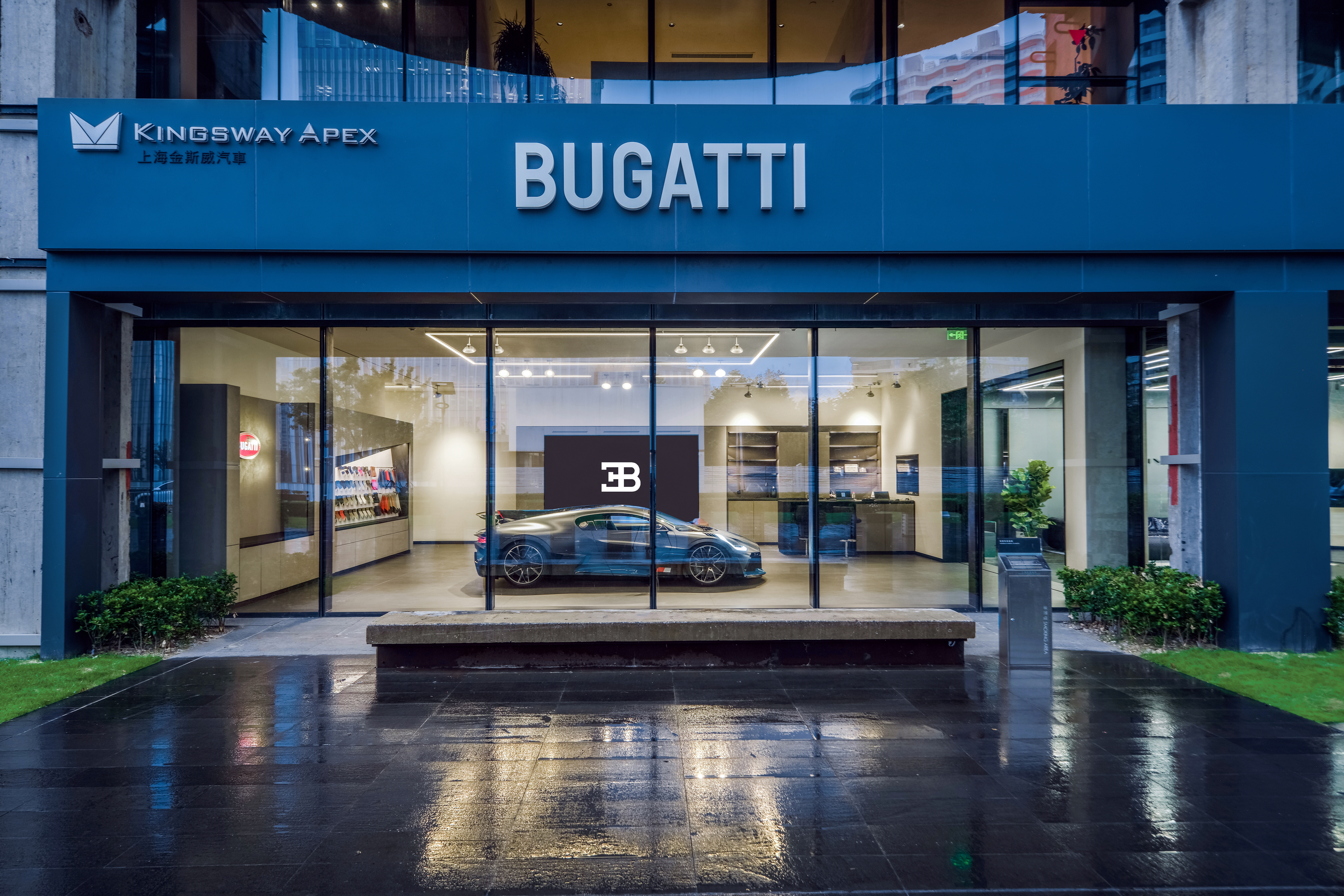 Blending tradition and innovation, Shanghai provides the ideal setting for Bugatti’s first showroom in China.